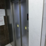 エレベーター(外観)